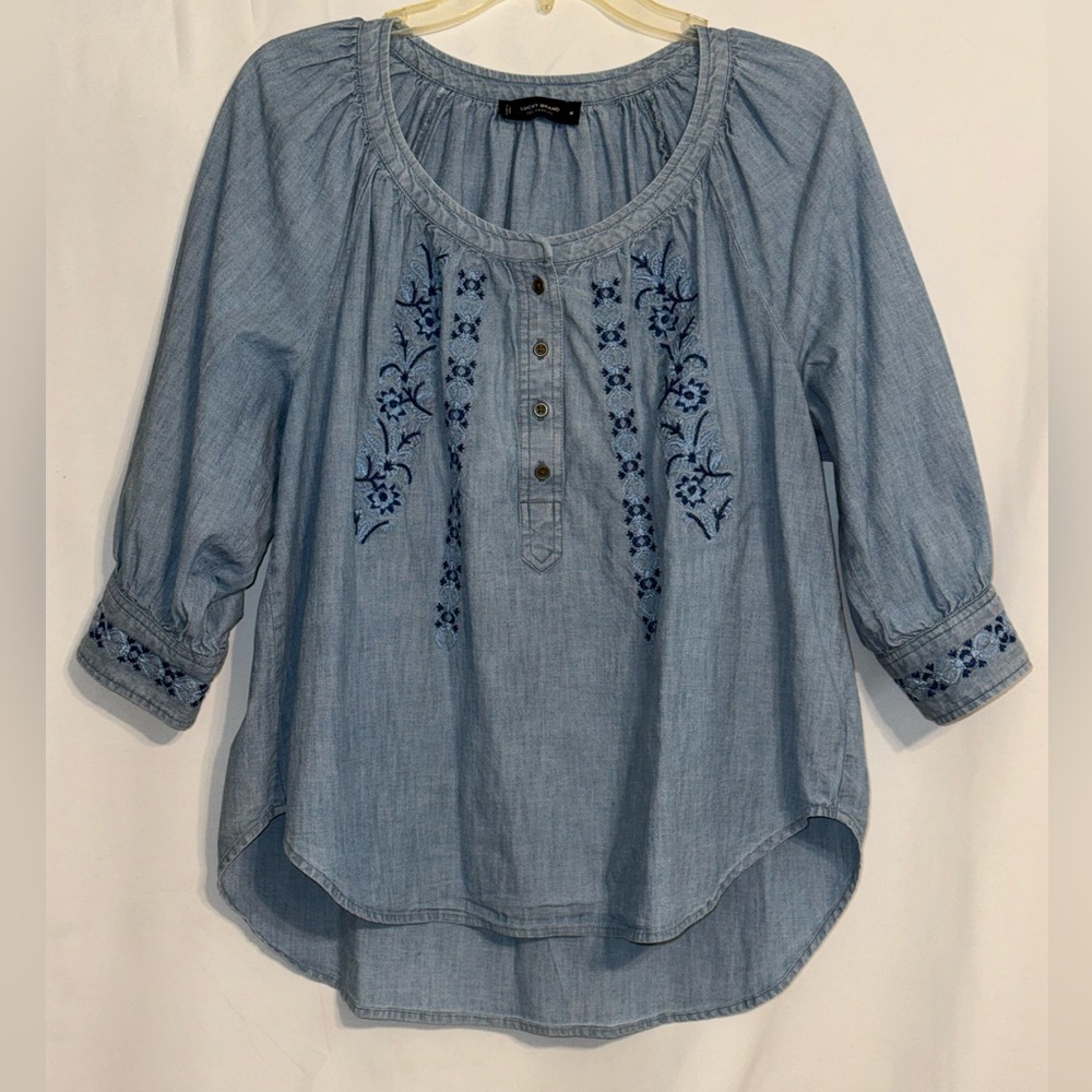 Lucky Brand Blue Chambray Embroidered Blouse Size Medium